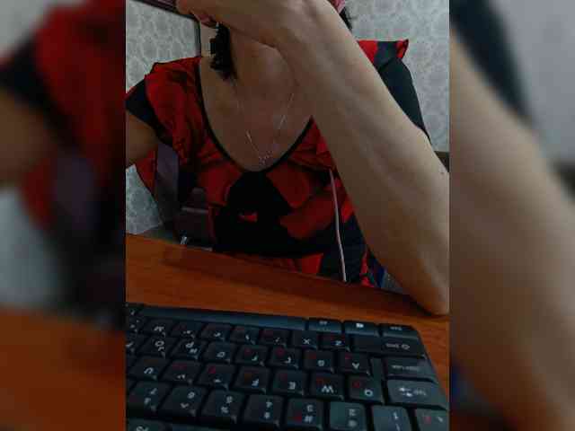 naked_taxi_dispatcher webcam