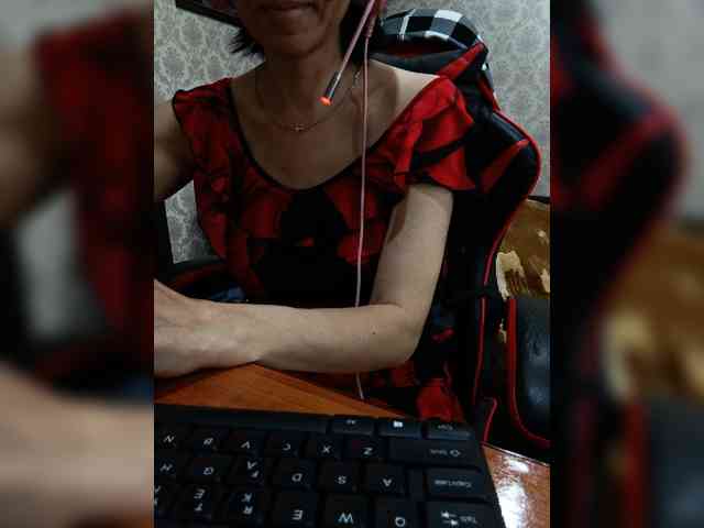 naked_taxi_dispatcher webcam