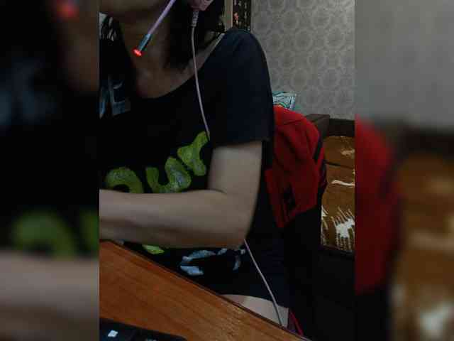 naked_taxi_dispatcher webcam