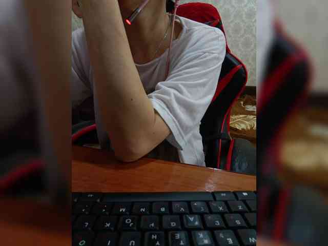 naked_taxi_dispatcher webcam