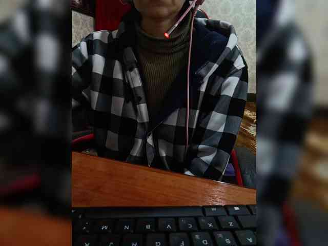 naked_taxi_dispatcher webcam