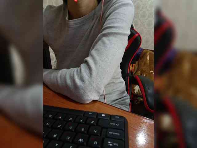 naked_taxi_dispatcher webcam