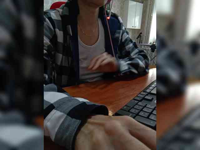 naked_taxi_dispatcher webcam