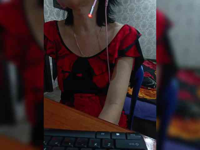 naked_taxi_dispatcher webcam