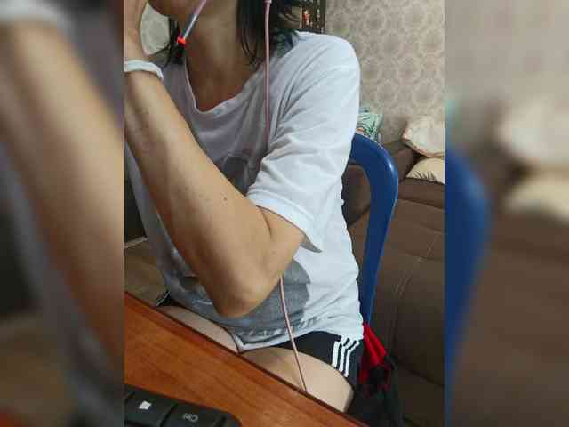 naked_taxi_dispatcher webcam