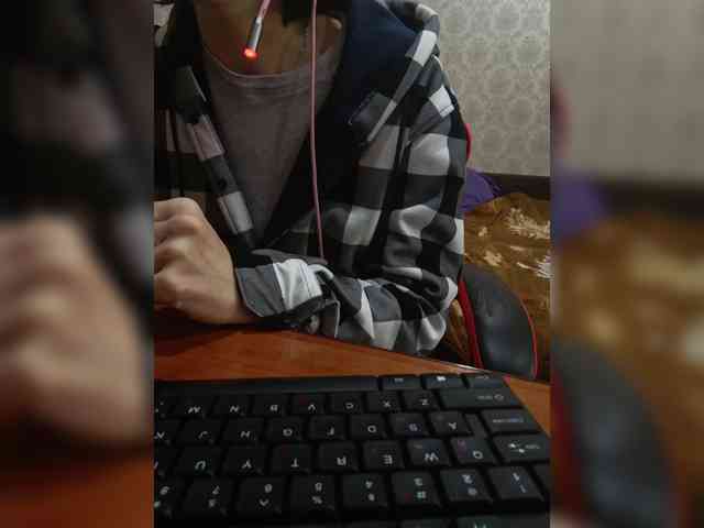 naked_taxi_dispatcher webcam