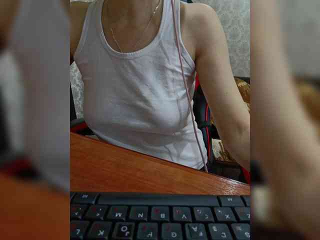 naked_taxi_dispatcher webcam