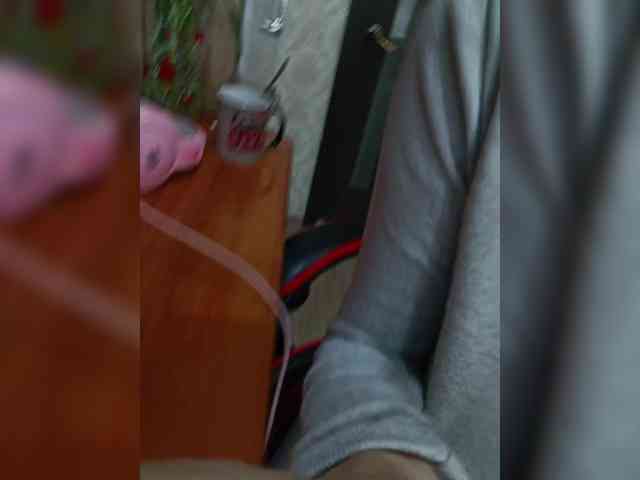 naked_taxi_dispatcher webcam