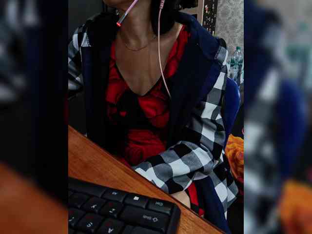 naked_taxi_dispatcher webcam
