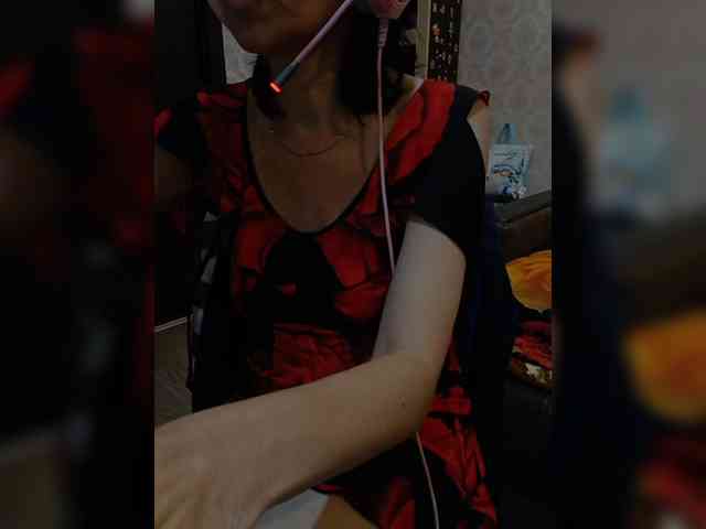 naked_taxi_dispatcher webcam