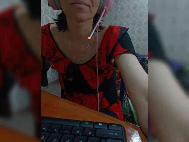 naked_taxi_dispatcher webcam