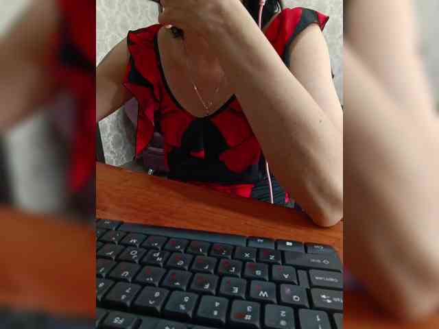 naked_taxi_dispatcher webcam
