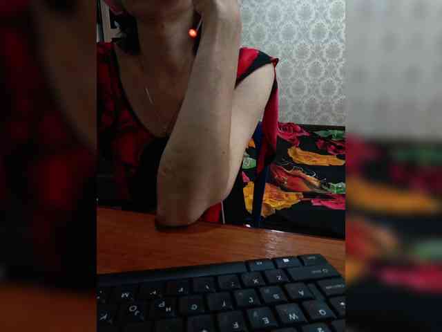 naked_taxi_dispatcher webcam