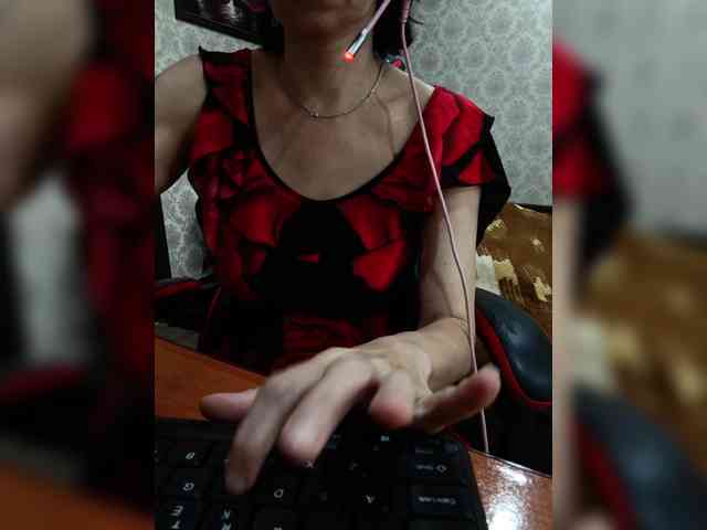 naked_taxi_dispatcher webcam