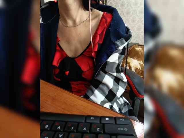 naked_taxi_dispatcher webcam