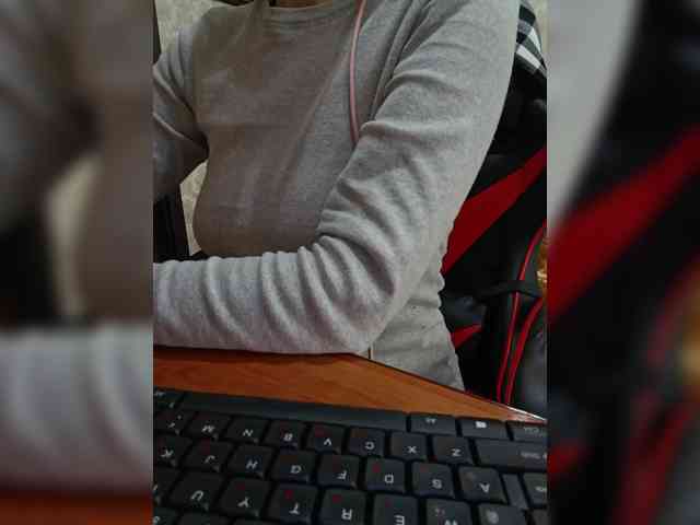 naked_taxi_dispatcher webcam