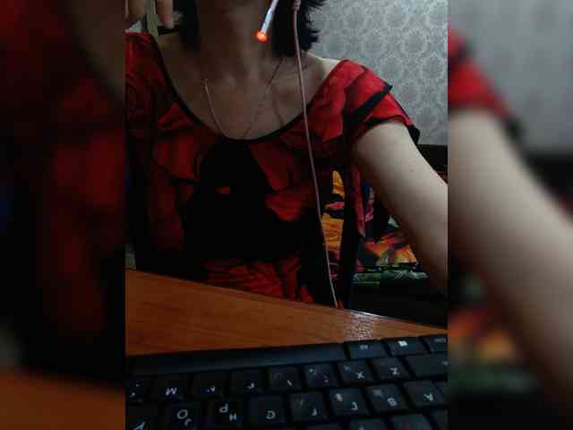 naked_taxi_dispatcher webcam