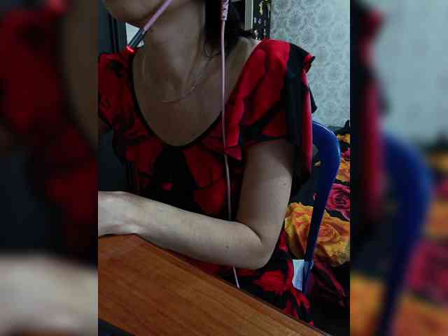 naked_taxi_dispatcher webcam