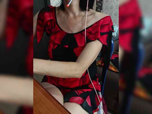 naked_taxi_dispatcher webcam