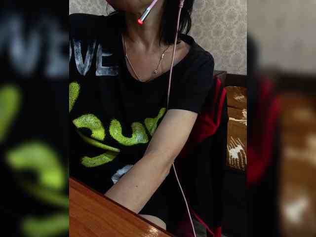 naked_taxi_dispatcher webcam