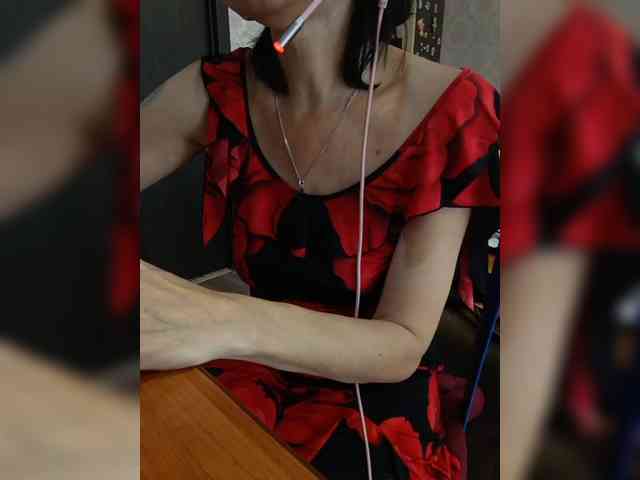 naked_taxi_dispatcher webcam