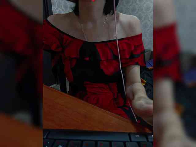naked_taxi_dispatcher webcam