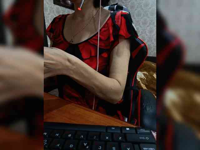 naked_taxi_dispatcher webcam