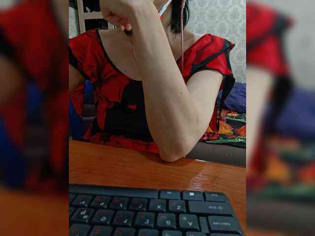 naked_taxi_dispatcher webcam