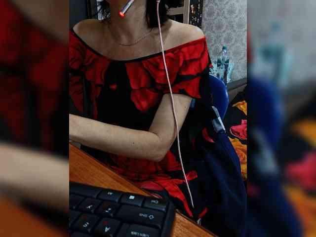 naked_taxi_dispatcher webcam