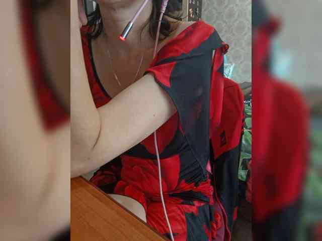 naked_taxi_dispatcher webcam