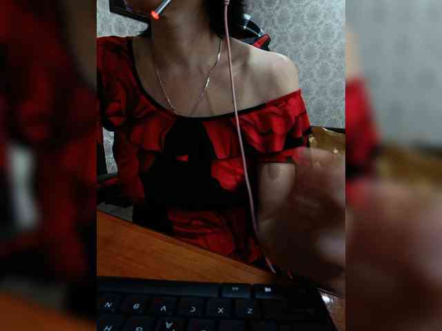 naked_taxi_dispatcher webcam