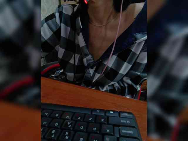 naked_taxi_dispatcher webcam