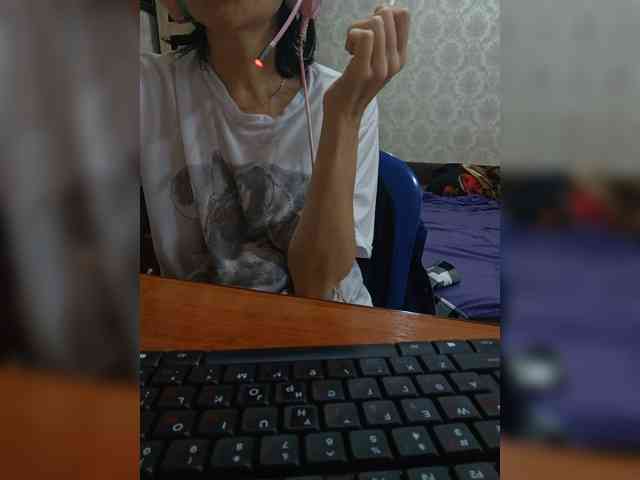 naked_taxi_dispatcher webcam