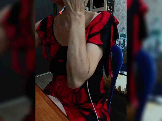 naked_taxi_dispatcher webcam