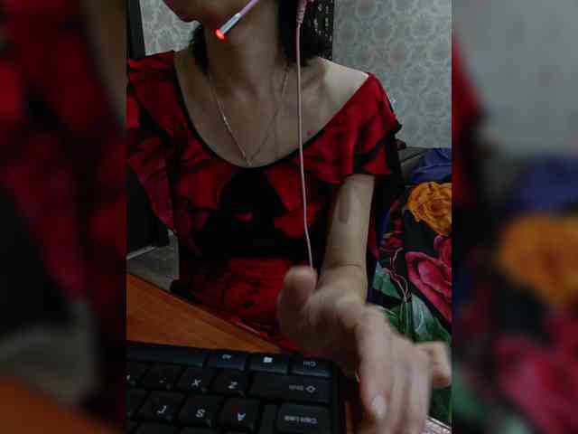 naked_taxi_dispatcher webcam