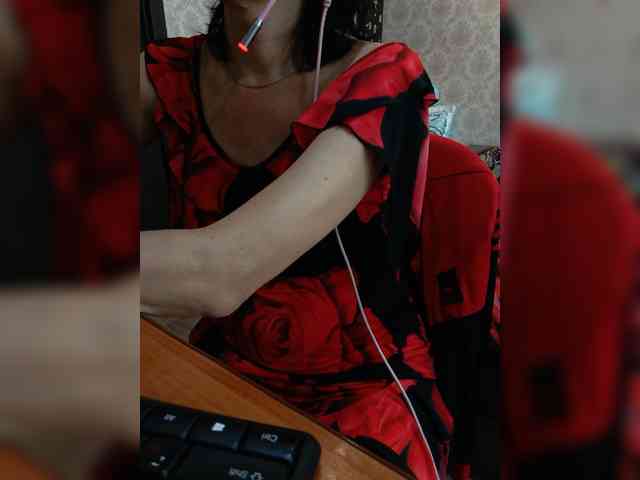 naked_taxi_dispatcher webcam