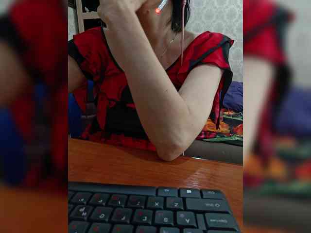 naked_taxi_dispatcher webcam