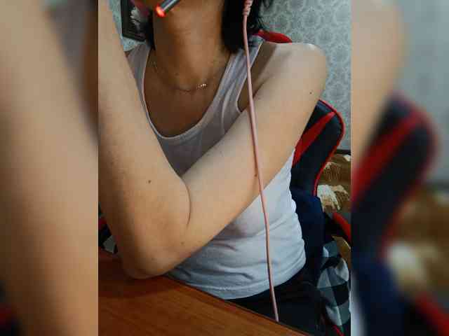 naked_taxi_dispatcher webcam