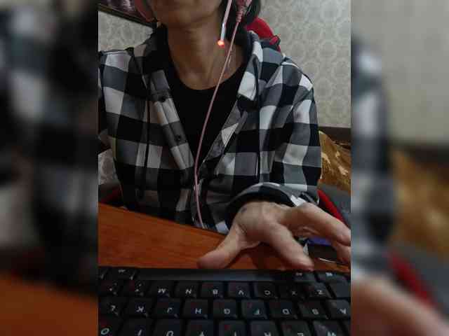 naked_taxi_dispatcher webcam