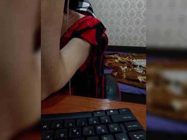 naked_taxi_dispatcher webcam