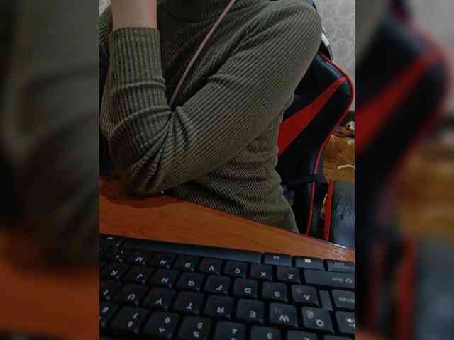 naked_taxi_dispatcher webcam