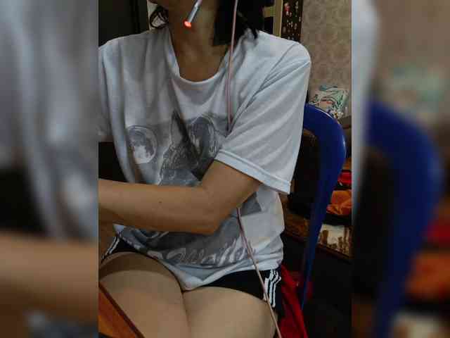 naked_taxi_dispatcher webcam