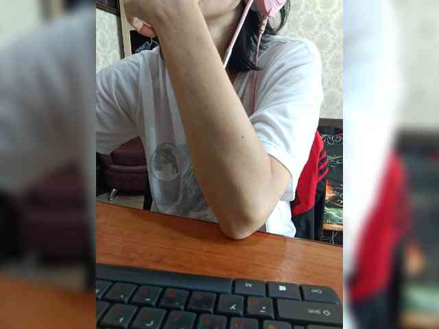 naked_taxi_dispatcher webcam