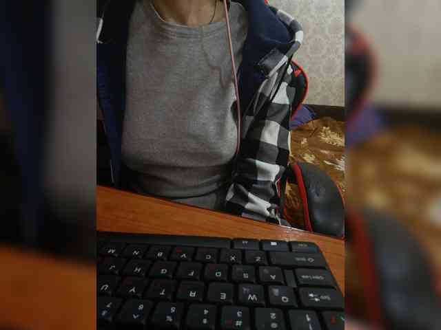 naked_taxi_dispatcher webcam