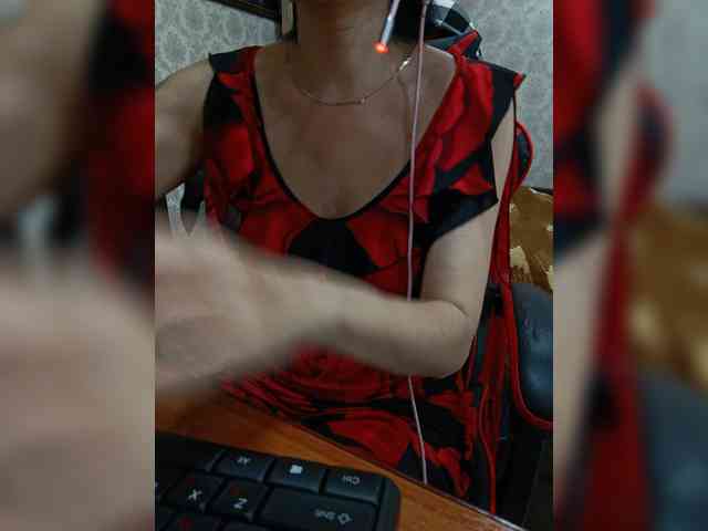 naked_taxi_dispatcher webcam