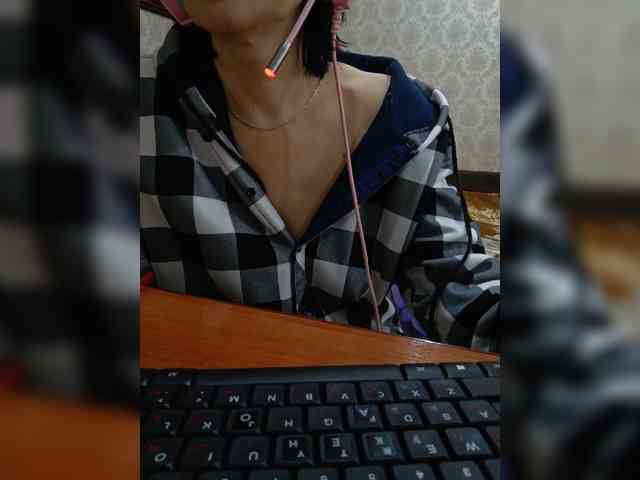 naked_taxi_dispatcher webcam