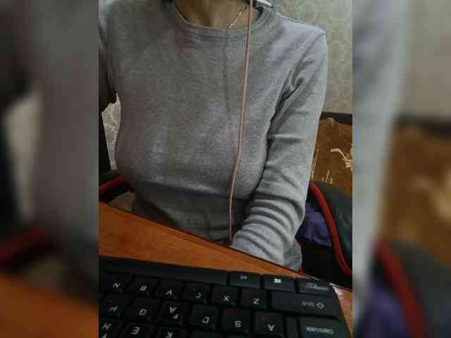 naked_taxi_dispatcher webcam