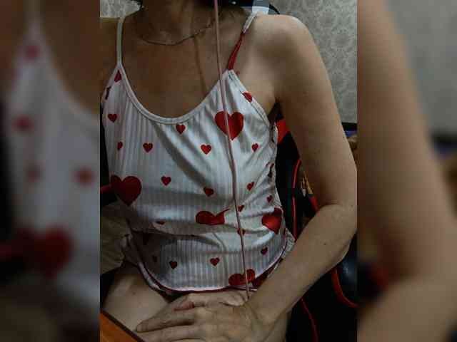 naked_taxi_dispatcher webcam