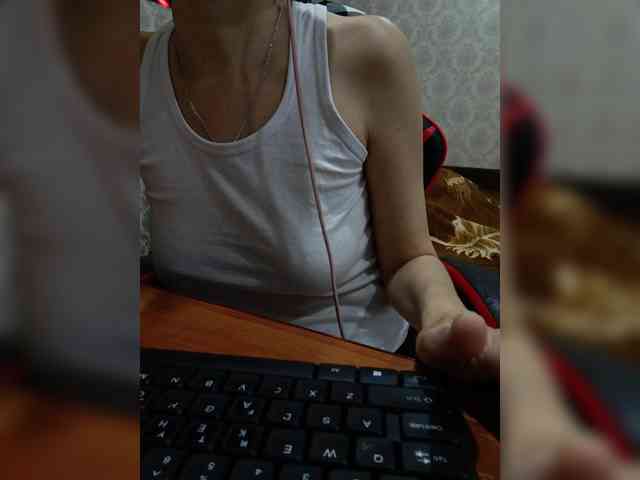 naked_taxi_dispatcher webcam