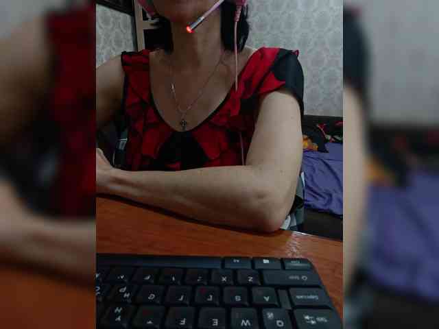 naked_taxi_dispatcher webcam